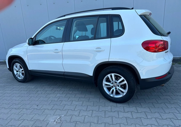 Volkswagen Tiguan cena 46900 przebieg: 139000, rok produkcji 2015 z Złocieniec małe 137